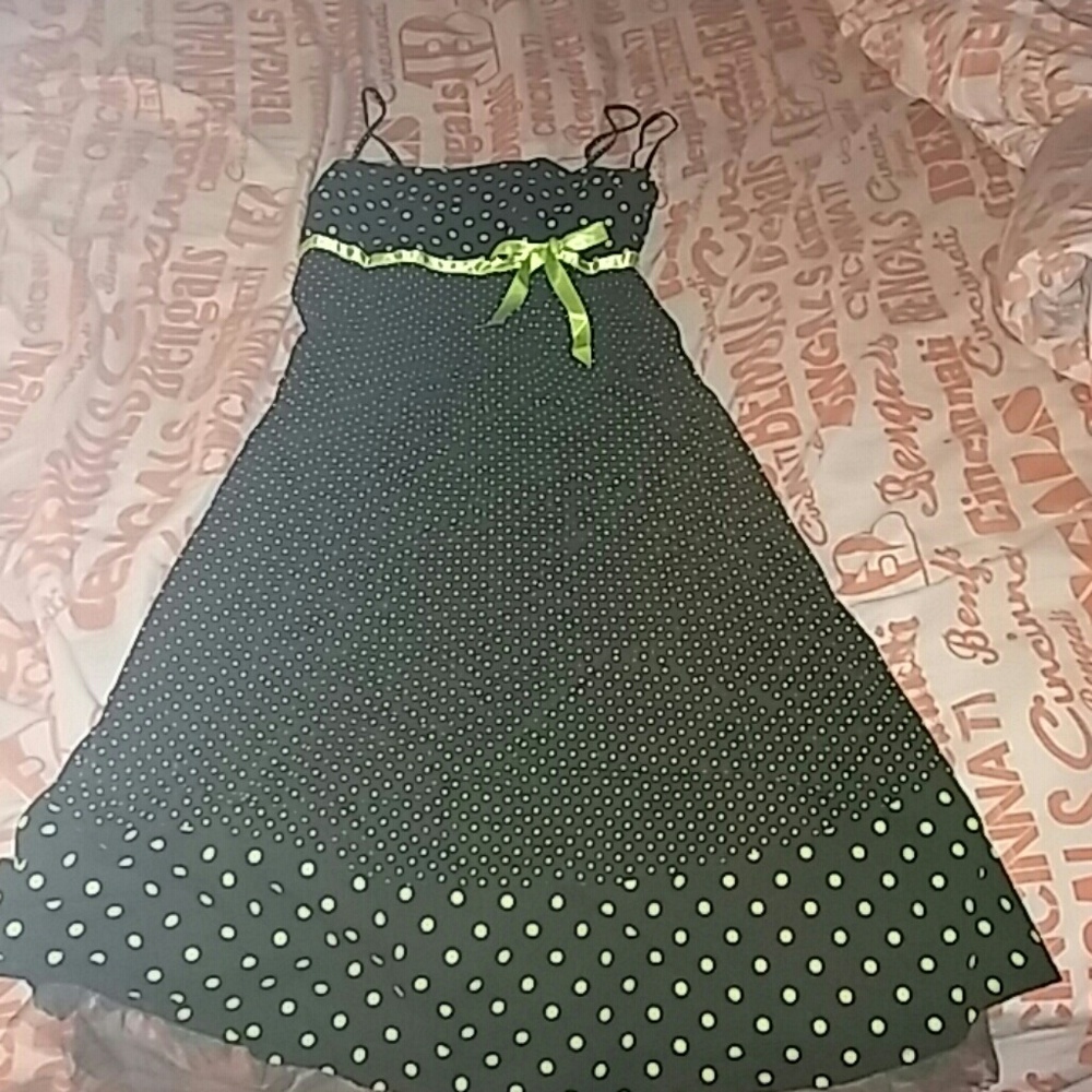 Pretty black and green polka dot dress